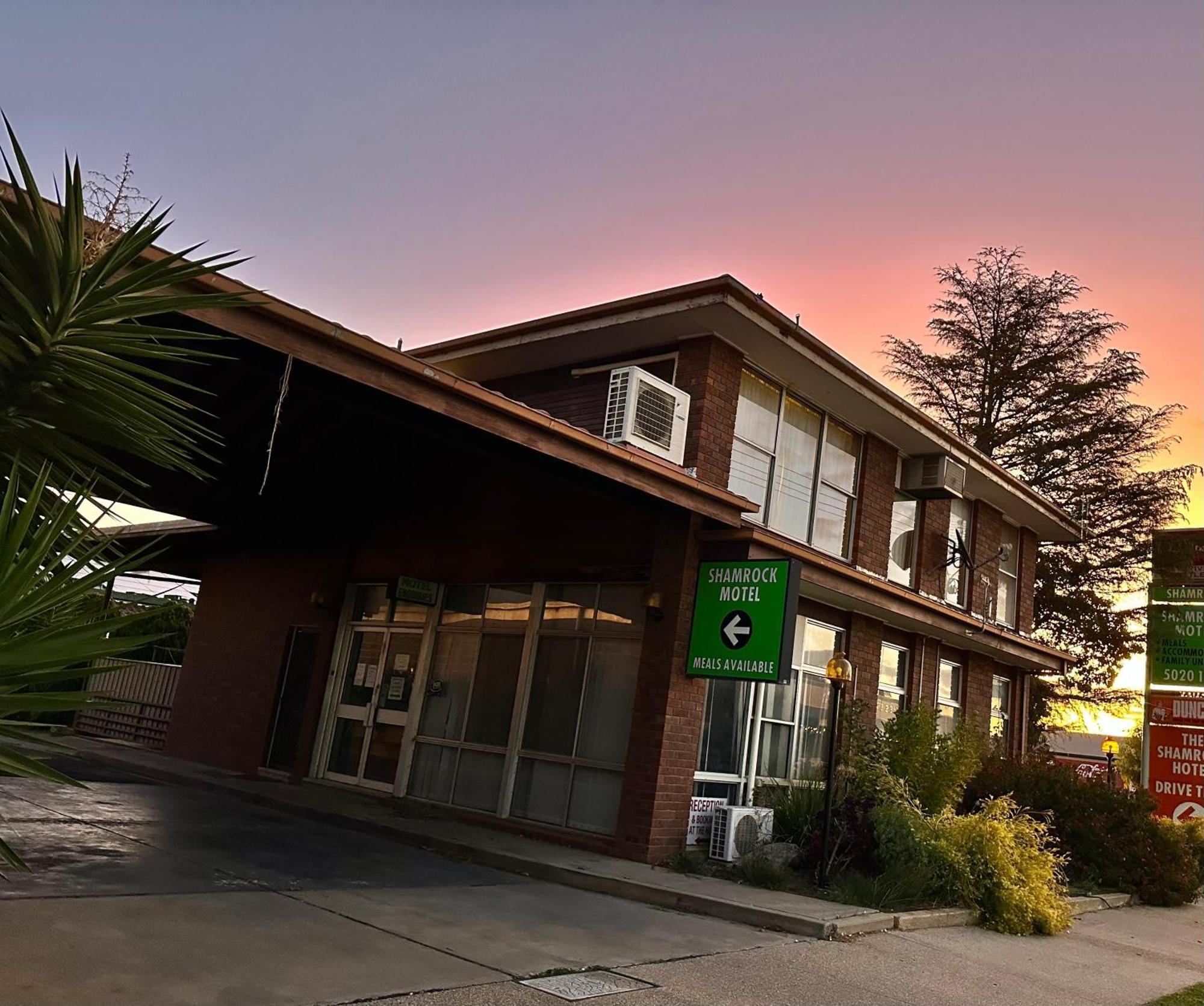 The Shamrock Hotel בלראנלד מראה חיצוני תמונה